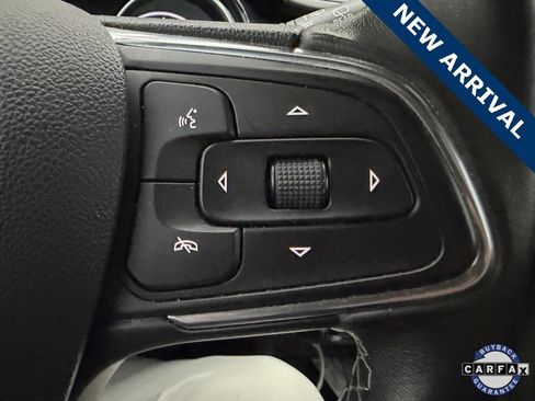 Used 2021 Buick Encore GX Select image 10