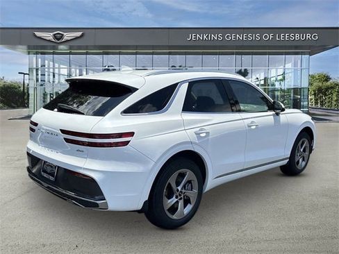 Used 2026 Genesis GV70 2.5T image 9