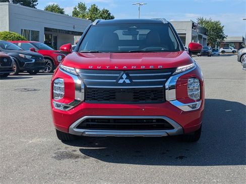 New 2025 Mitsubishi Outlander SEL image 8
