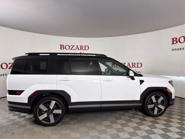 Used 2025 Hyundai Santa Fe Limited FWD image 16
