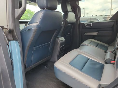 Used 2022 Ford Bronco Outer Banks AWD/4WD image 14