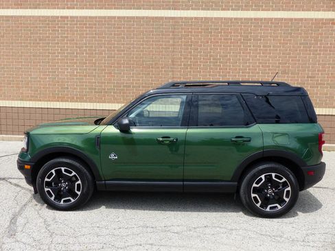 Used 2024 Ford Bronco Sport Outer Banks AWD/4WD image 7