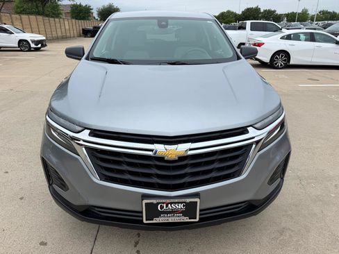 Used 2023 Chevrolet Equinox LS w/ LS Convenience Package FWD image 8