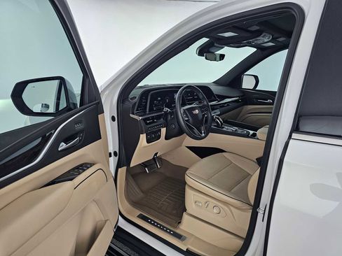 Certified 2023 Cadillac Escalade Premium Luxury w/ Performance Package AWD/4WD image 21