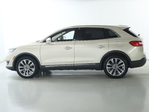 Used 2016 Lincoln MKX Reserve w/ Climate Package image 40