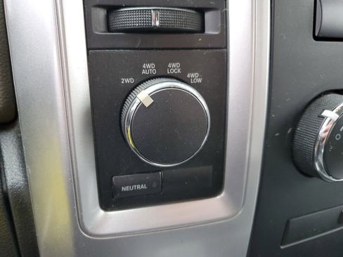 Used 2012 RAM 1500 Big Horn image 31