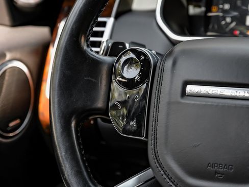 Used 2019 Land Rover Range Rover Supercharged image 28