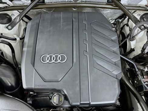 Used 2022 Audi Q5 2.0T Premium Plus w/ Premium Plus Package image 13