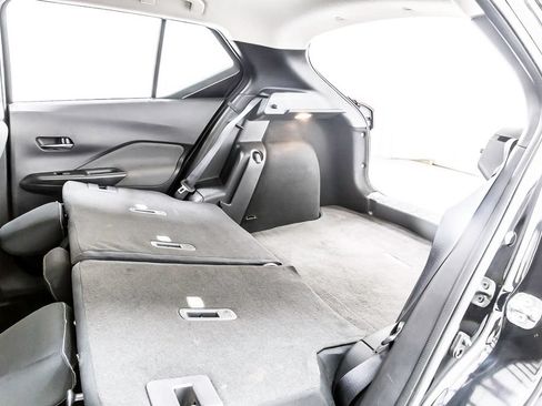 Used 2019 Nissan Kicks SV FWD image 37