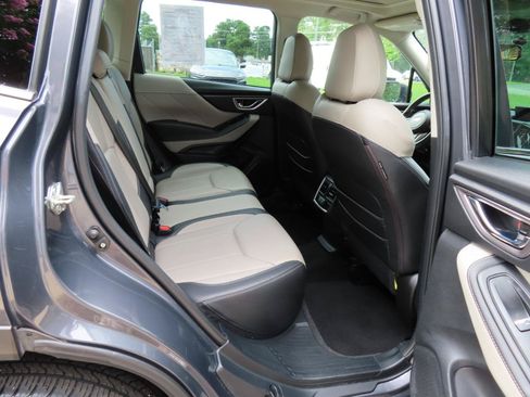 Used 2022 Subaru Forester Limited AWD/4WD image 20