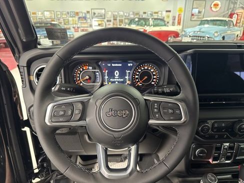New 2025 Jeep Wrangler Sahara image 16