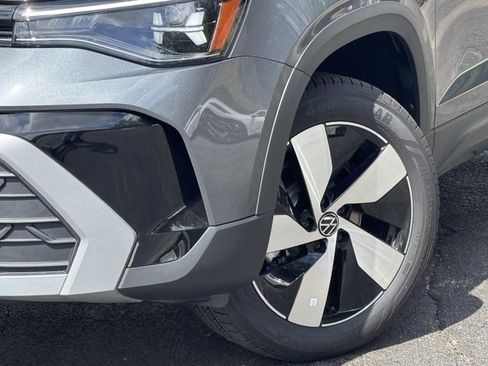 New 2025 Volkswagen Taos S image 25