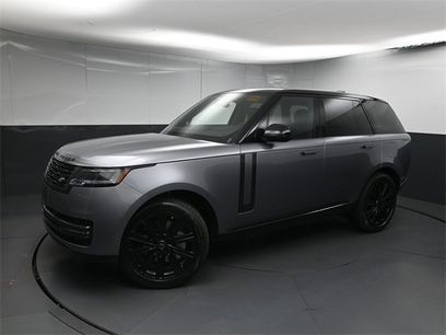 New 2025 Land Rover Range Rover SE
