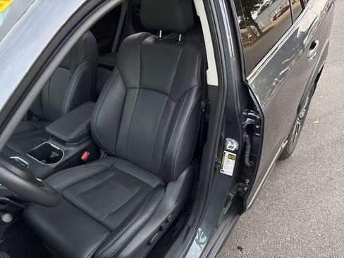 Used 2024 Subaru Outback Touring XT image 3