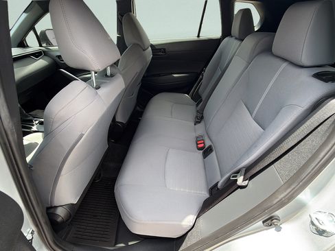 Used 2025 Toyota Corolla Cross AWD Hybrid image 15