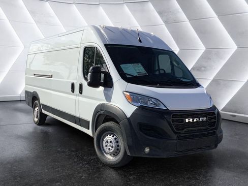 Used 2025 RAM ProMaster 3500 w/ Convenience Group image 1