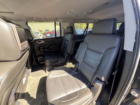 Used 2015 GMC Yukon XL Denali image 11