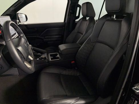 Used 2025 Toyota 4Runner TRD Off-Road Premium w/ Tow Technology Package AWD/4WD image 24