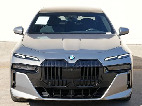 Used 2023 BMW 740i RWD image 59