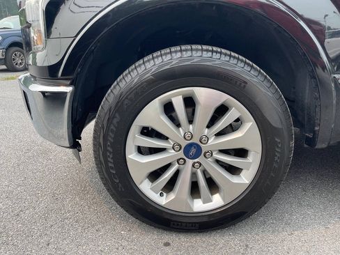 Used 2016 Ford F150 Lariat w/ Equipment Group 501A Mid AWD/4WD image 16