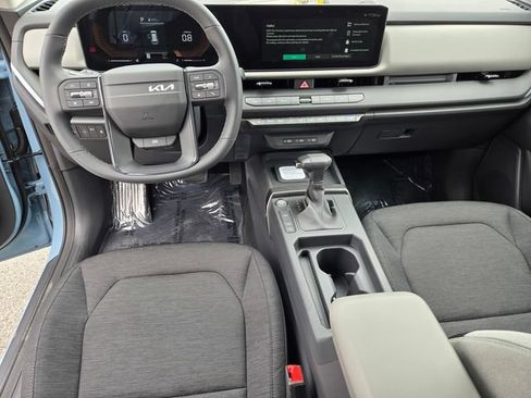 New 2027 Kia Seltos S FWD image 18