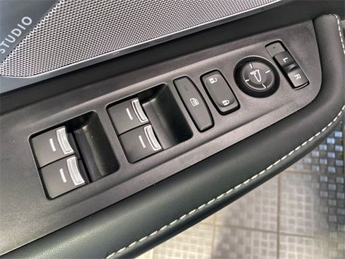 Certified 2024 Acura RDX w/ Technology Package image 14