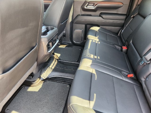 Used 2024 GMC Sierra 1500 Denali w/ Denali Reserve Package AWD/4WD image 31
