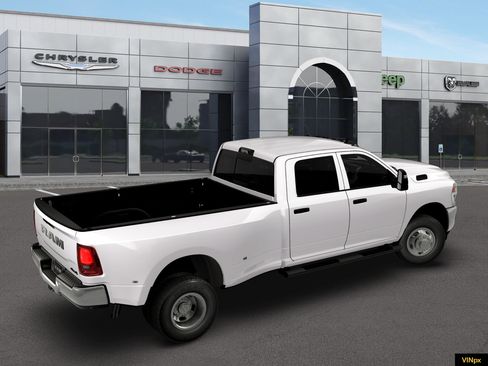 New 2026 RAM 3500 Tradesman AWD/4WD image 8