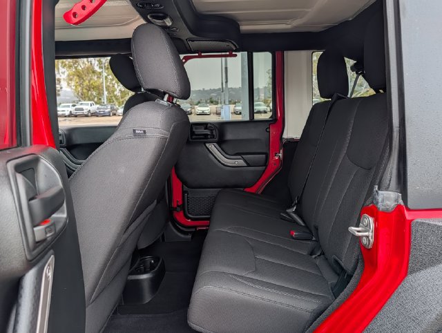 Used 2018 Jeep Wrangler Unlimited Sport S AWD/4WD image 12