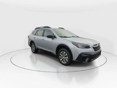 Used 2021 Subaru Outback AWD/4WD image 2
