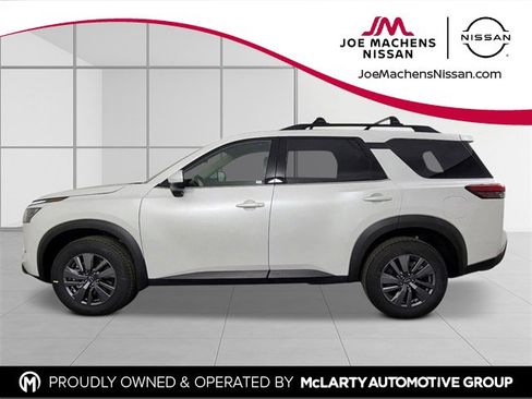 New 2025 Nissan Pathfinder SV w/ Black Appearance Package image 3