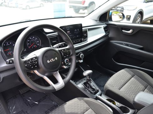Used 2023 Kia Rio S w/ Technology Package image 14