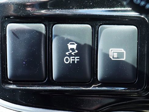 Used 2020 Mitsubishi Outlander SE image 44