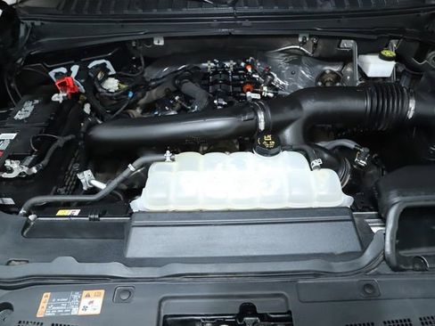 Used 2024 Lincoln Navigator Reserve image 38