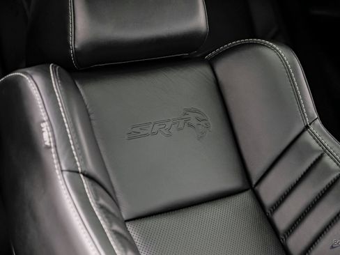 Used 2018 Dodge Challenger SRT Hellcat RWD image 66