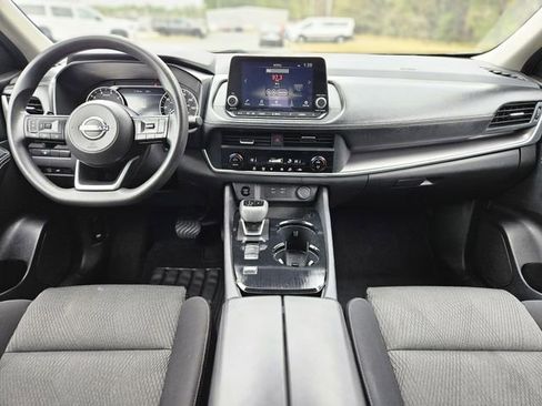 Certified 2024 Nissan Rogue SV image 15