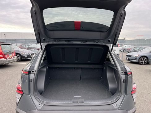 Used 2025 Hyundai Kona SEL image 31