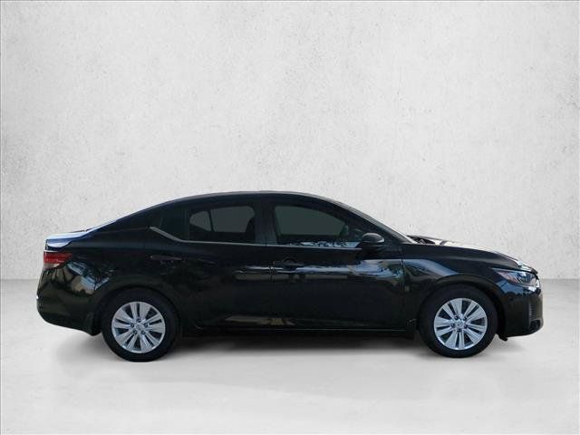Used 2024 Nissan Sentra S w/ Trunk Package FWD image 4