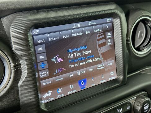 Used 2021 Jeep Wrangler Unlimited Sahara image 15