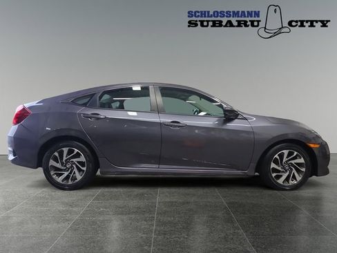 Used 2016 Honda Civic EX image 10