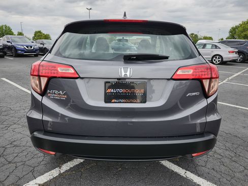 Used 2017 Honda HR-V LX image 14