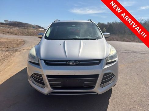 Used 2015 Ford Escape SE w/ SE Chrome Package image 8