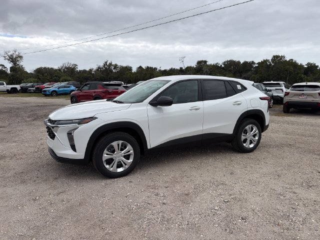 New 2026 Chevrolet Trax LS FWD image 2