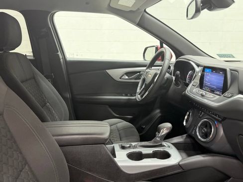 Used 2022 Chevrolet Blazer LT FWD image 24