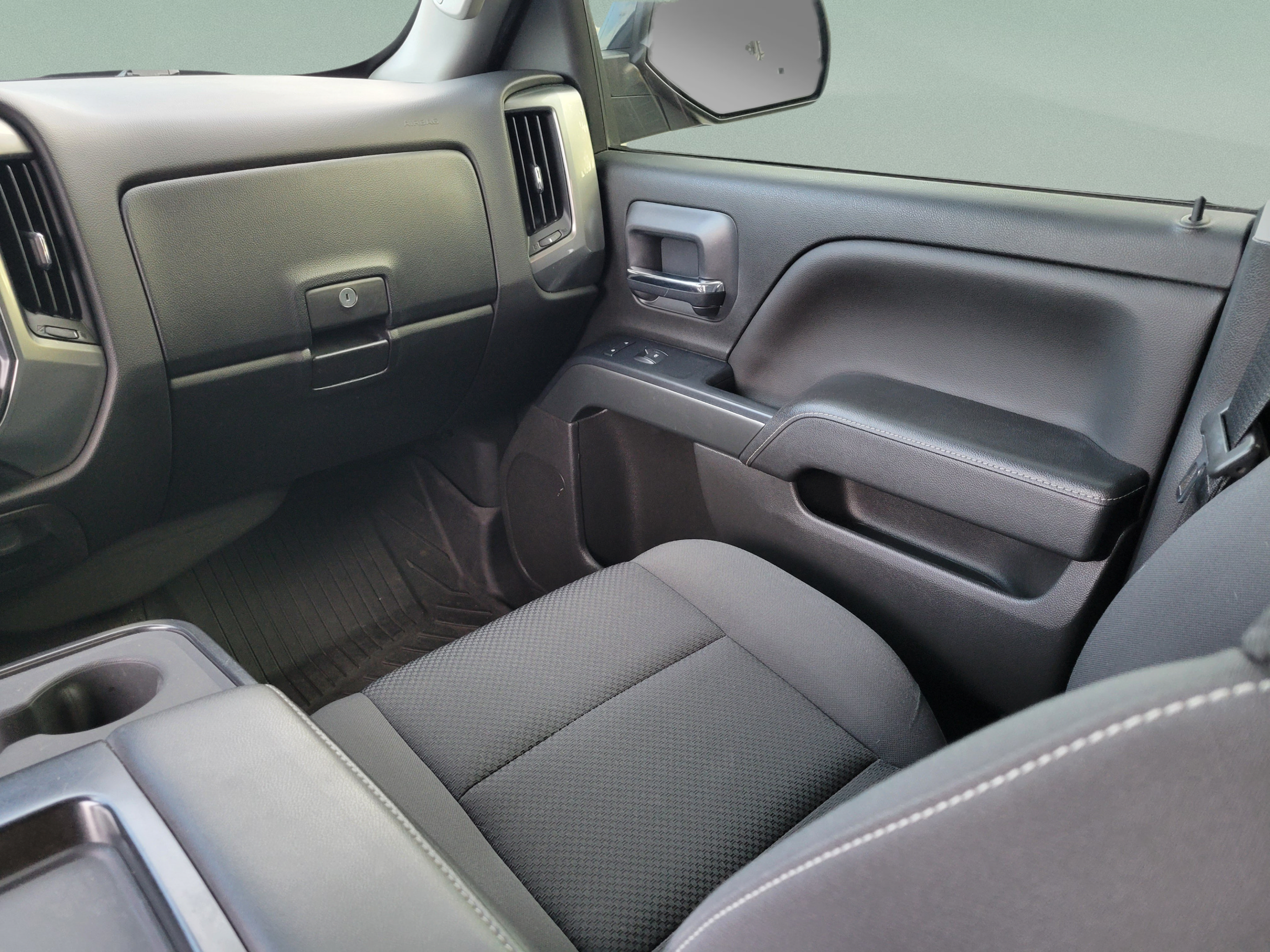 Used 2018 Chevrolet Silverado 1500 LT w/ All Star Edition RWD image 10