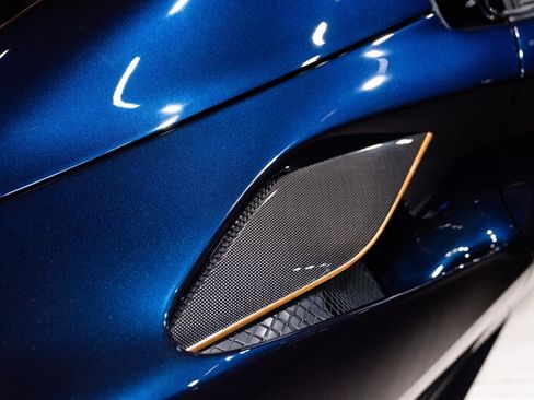 Used 2022 Ferrari F8 Tributo RWD image 16
