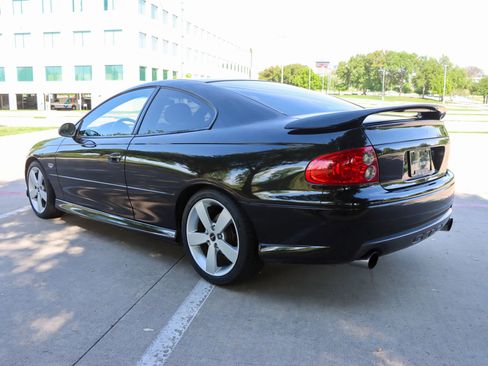 Used 2005 Pontiac GTO image 5