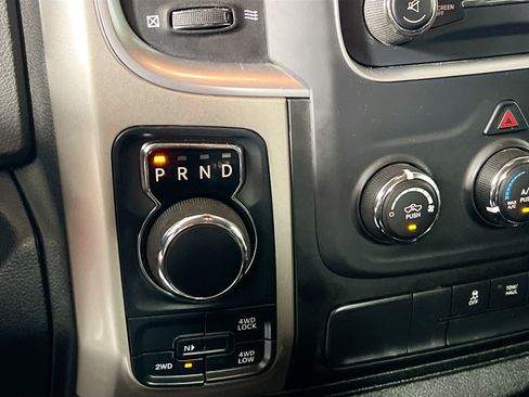 Used 2019 RAM 1500 Classic SLT AWD/4WD image 23