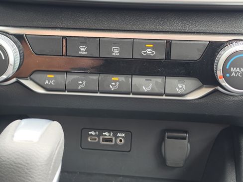 Certified 2025 Nissan Altima 2.5 S FWD image 17