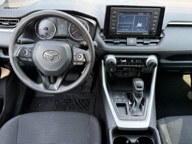 Used 2020 Toyota RAV4 LE FWD image 11